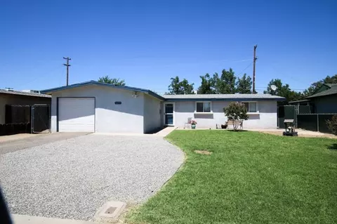 2607 Crescent Ave, Clovis, CA 93612 photo 1