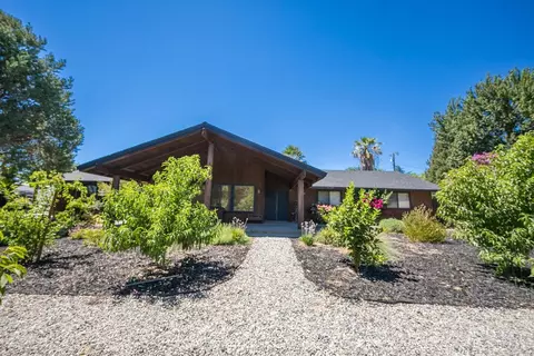 18796 Auburn Way, Madera, CA 93638 photo 1