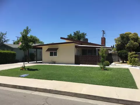1435 Park Ave, Sanger, CA 93657 photo 1