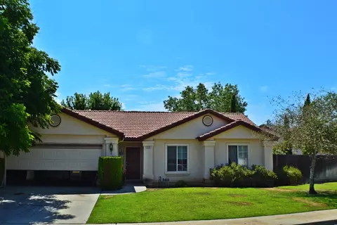 320 Dalton Ave, Sanger, CA 93657 photo 1