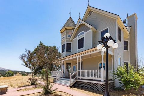 15488 Skylan Ln, Prather, CA 93651 photo 1