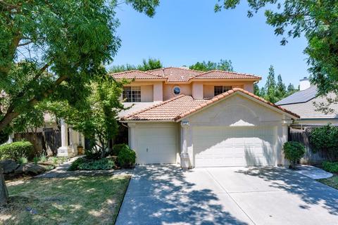 720 N Hughes Ave, Clovis, CA 93611 photo 1