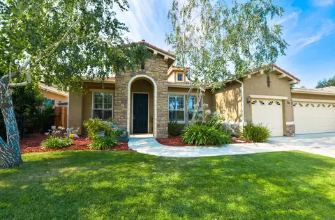 54 W Decatur Ave, Clovis, CA 93611 photo 1