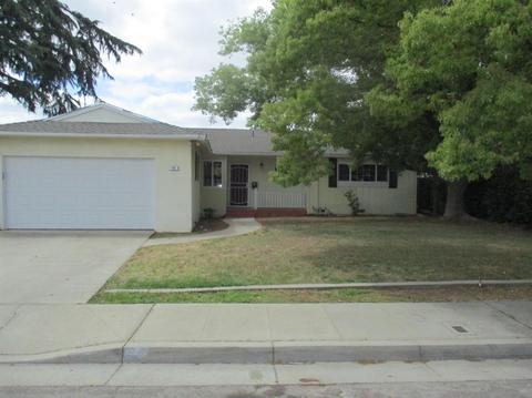 92 W National Ave, Clovis, CA 93612 photo 1