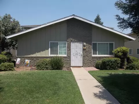 471 W Santa Ana Ave #1, Clovis, CA 93612 photo 1