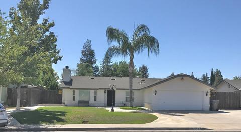 449 S Manor Dr, Kerman, CA 93630 photo 1