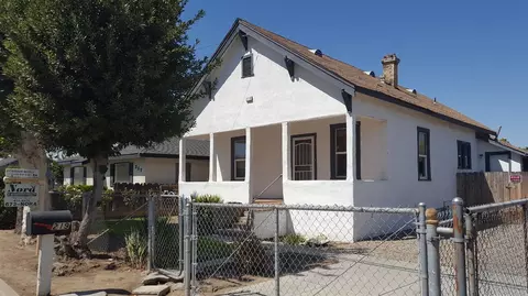 219 Vineyard Ave, Madera, CA 93638 photo 1