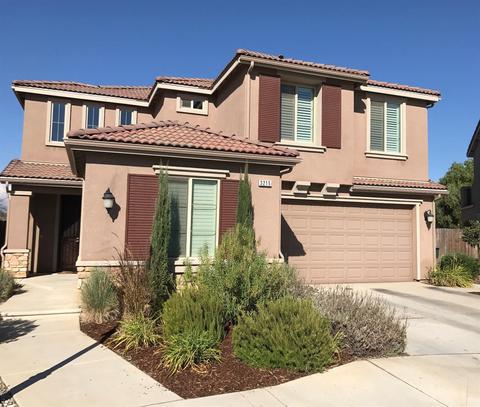 3215 Del Dios Ave, Clovis, CA 93619 photo 1