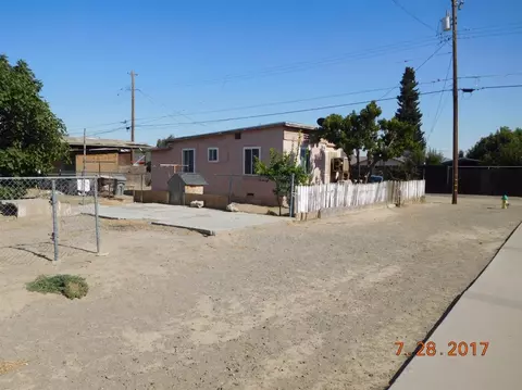200 E Madera St, Avenal, CA 93204 photo 1