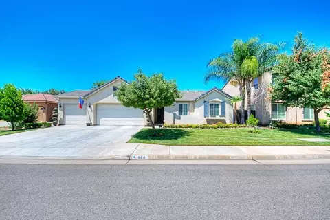 966 Greenfield Ave, Clovis, CA 93611 photo 1