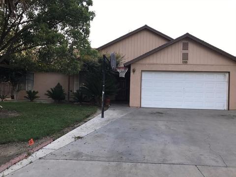 14520 W F St, Kerman, CA 93630 photo 1