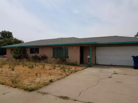 1809 4th St, Sanger, CA 93657 photo 1