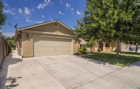 66 Knox St, Madera, CA 93638 photo 1