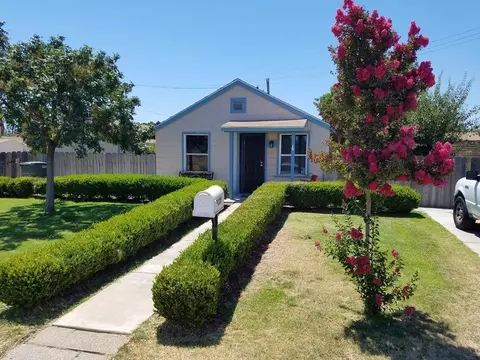220 S Front St, Chowchilla, CA 93610 photo 1