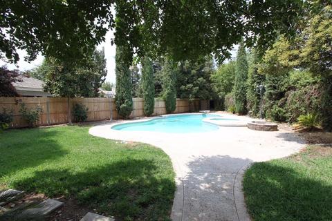 708 Carolina Ave, Clovis, CA 93611 photo 1