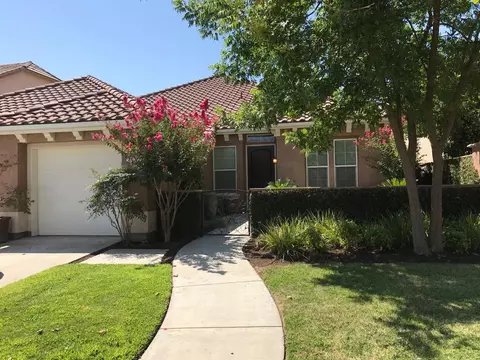 2112 Everglade Ave, Clovis, CA 93619 photo 1