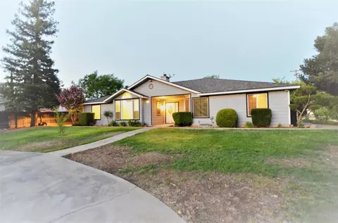 18613 Varden Dr, Madera, CA 93638 photo 1