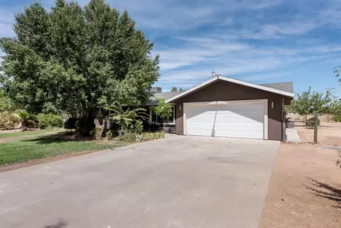 16581 Krohn St, Madera, CA 93638 photo 1