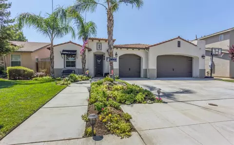 1121 Clara Ave, Fowler, CA 93625 photo 1
