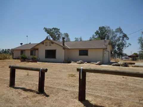16388 Monreal Rd, Madera, CA 93636 photo 1