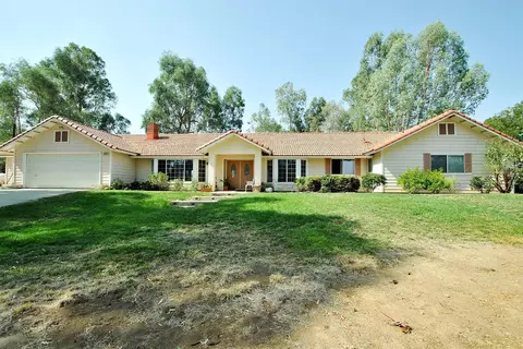 20098 Tollhouse Rd, Clovis, CA 93619 photo 1