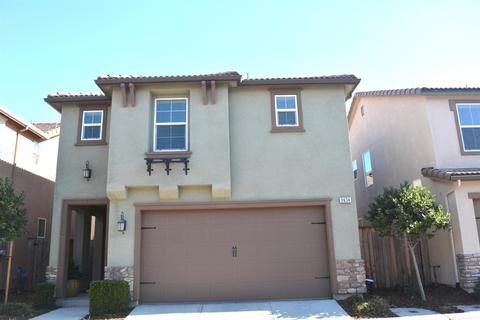 3634 Alcove Way, Clovis, CA 93619 photo 1