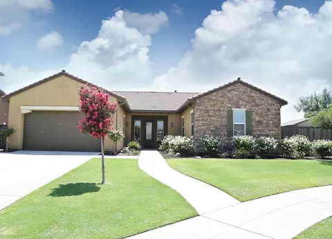 3334 Mitchell Ave, Clovis, CA 93619 photo 1