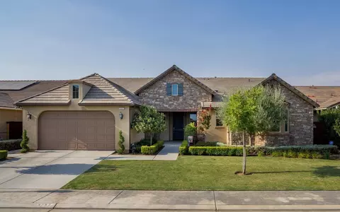3237 Portals Ave, Clovis, CA 93619 photo 1