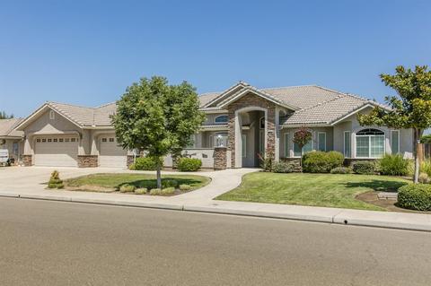 2923 Ashcroft Ave, Clovis, CA 93611 photo 1