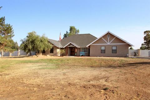 37729 Berkshire Dr, Madera, CA 93636 photo 1