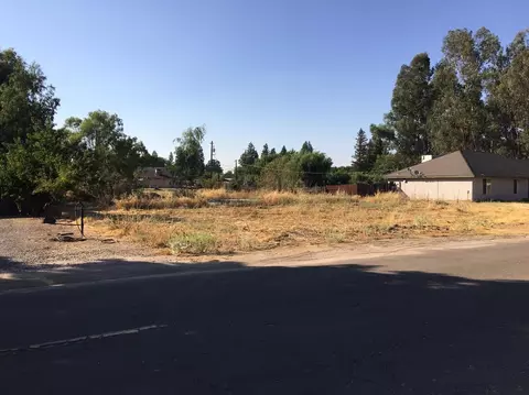 25557 Tremaine Ave, Madera, CA 93638 photo 1