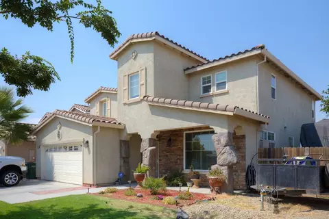 1987 E Roosevelt Way, Dinuba, CA 93618 photo 1