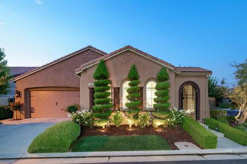 3583 Knightsbridge Ln, Clovis, CA 93619 photo 1
