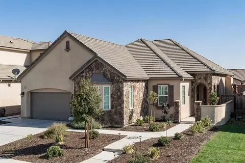 3366 Roberts Ave, Clovis, CA 93619 photo 1