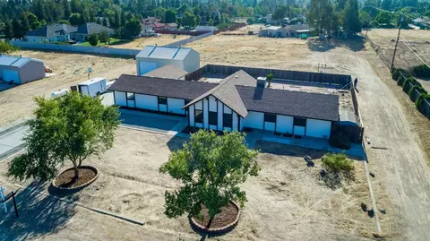12918 Waverly Rd, Madera, CA 93636 photo 1