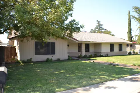 15345 W El Mar Ln, Kerman, CA 93630 photo 1