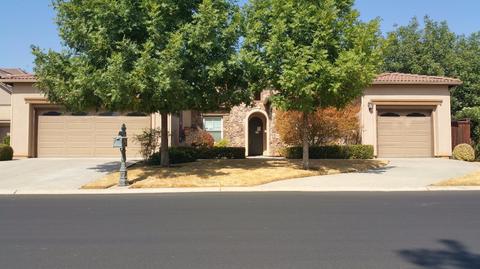 10610 E Hanalei Bay, Clovis, CA 93619 photo 1