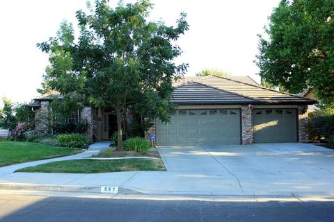 562 W Jordan Ave, Clovis, CA 93611 photo 1