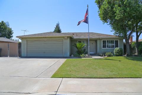 1724 Sussex Ave, Clovis, CA 93611 photo 1