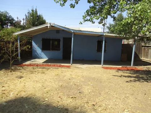 337 E St, Fresno, CA 93706 photo 1