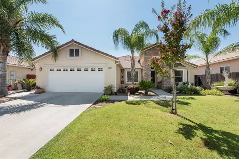 1848 N Carolina Ave, Clovis, CA 93619 photo 1