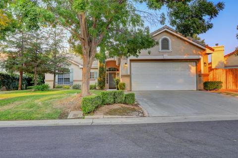 10610 E Fieldstone Ave, Clovis, CA 93619 photo 1