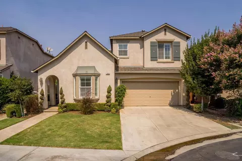 1695 Glen Oban Ln, Clovis, CA 93619 photo 1