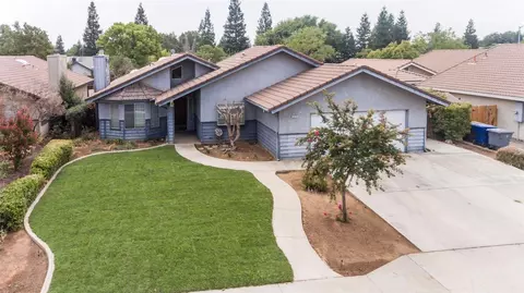 2474 Escalon Ave, Clovis, CA 93611 photo 1
