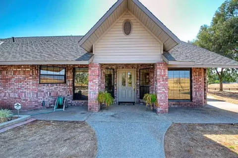 11419 N Fowler Ave, Clovis, CA 93619 photo 1