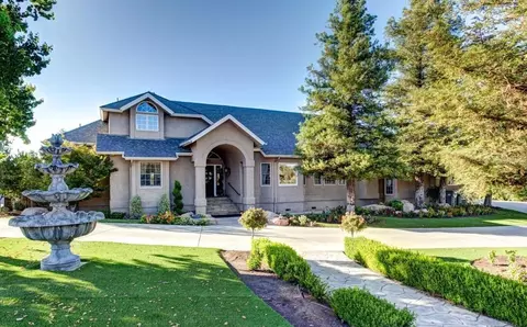 5700 E Appaloosa Ave, Clovis, CA 93619 photo 1