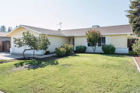 496 W Swift Ave, Clovis, CA 93612 photo 1