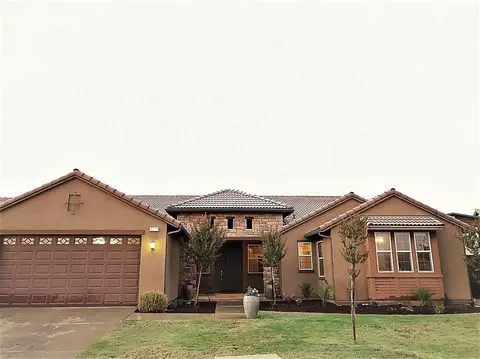 3371 Finchwood Ave, Clovis, CA 93619 photo 1