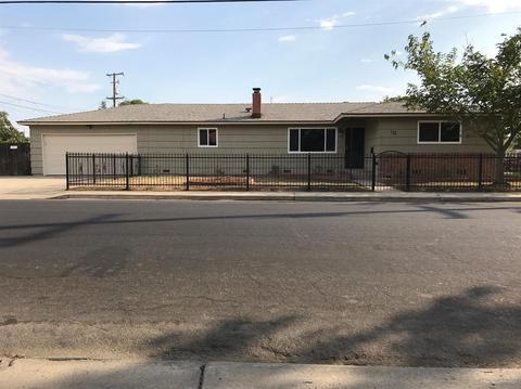 112 8th St, Clovis, CA 93612 photo 1