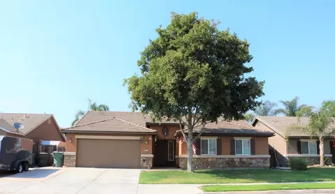 2512 E Chestnut Ave, Visalia, CA 93292 photo 1
